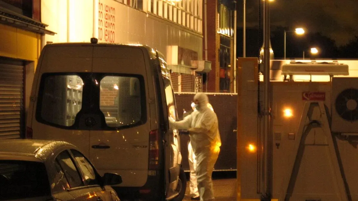 Forensisch onderzoek aan de Korte Papaverweg